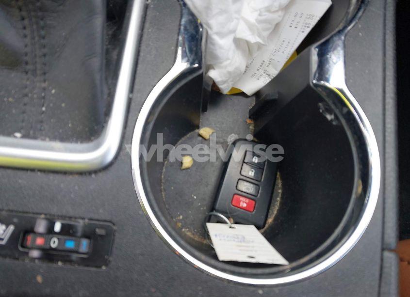 Photo 11 of 2017 Toyota Highlander LIMITED (VIN 5TDDZRFH1HS448121)