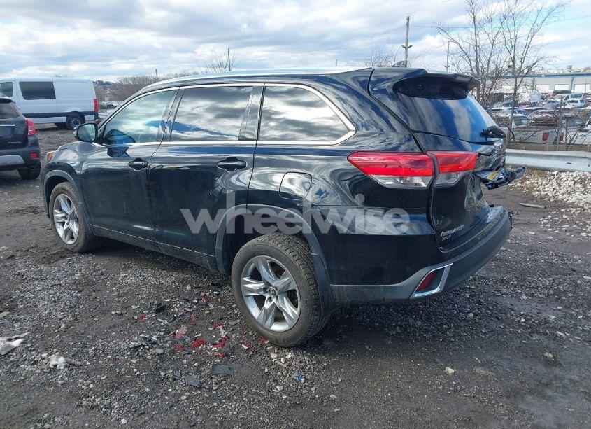 Photo 3 of 2017 Toyota Highlander LIMITED (VIN 5TDDZRFH1HS448121)
