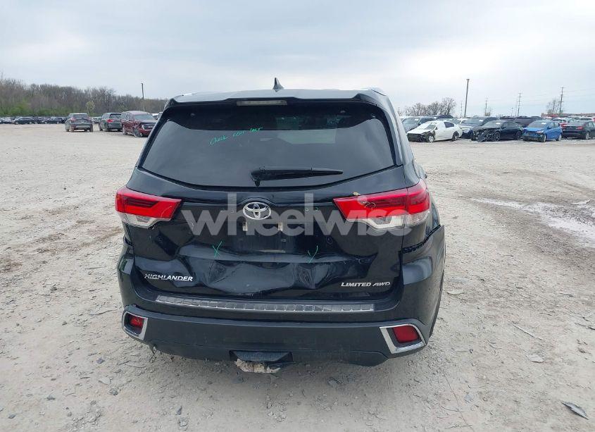 Photo 16 of 2018 Toyota Highlander LIMITED (VIN 5TDDZRFH2JS499911)