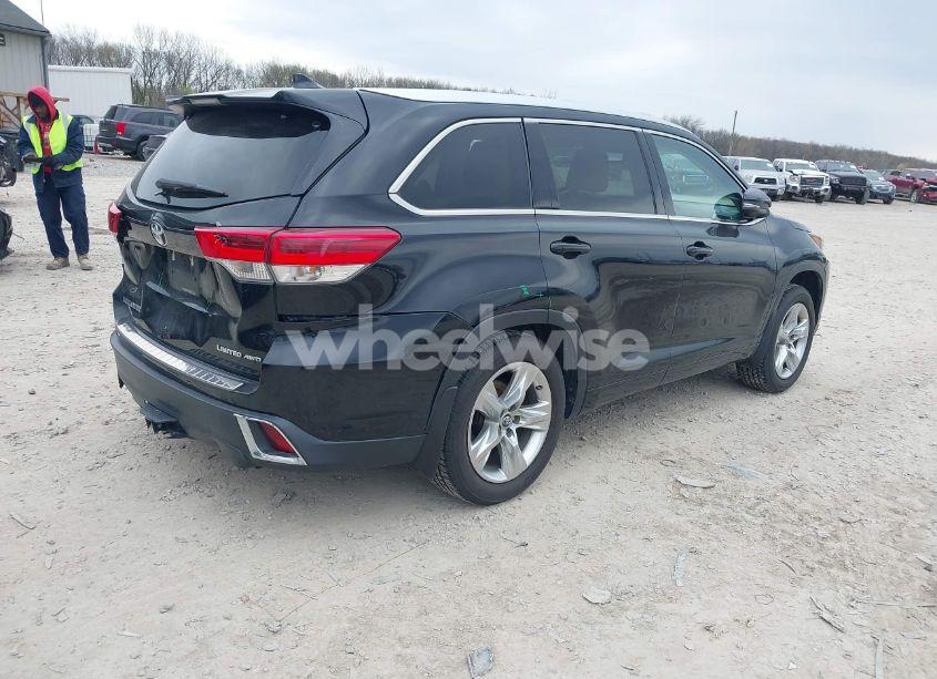 Photo 4 of 2018 Toyota Highlander LIMITED (VIN 5TDDZRFH2JS499911)