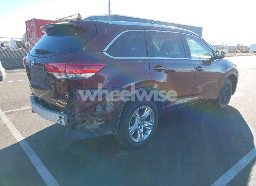 Photo 4 of 2018 Toyota Highlander LIMITED (VIN 5TDDZRFH2JS810513)