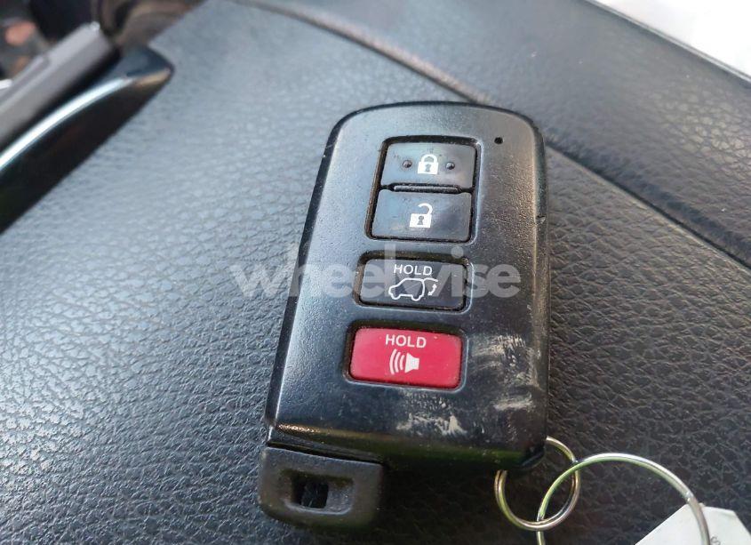 Photo 11 of 2017 Toyota Highlander LIMITED (VIN 5TDDZRFH3HS395812)