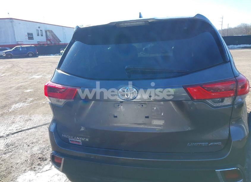 Photo 16 of 2018 Toyota Highlander LIMITED (VIN 5TDDZRFH3JS874463)