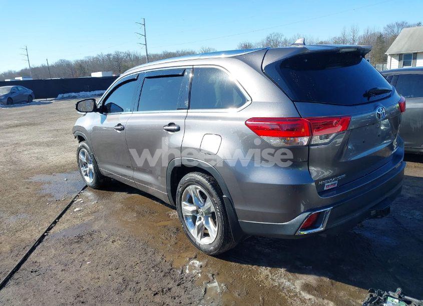 Photo 3 of 2018 Toyota Highlander LIMITED (VIN 5TDDZRFH3JS874463)