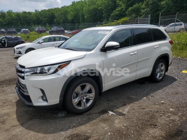 Photo 10 of 2019 TOYOTA HIGHLANDER LIMITED (VIN 5TDDZRFH3KS743258)