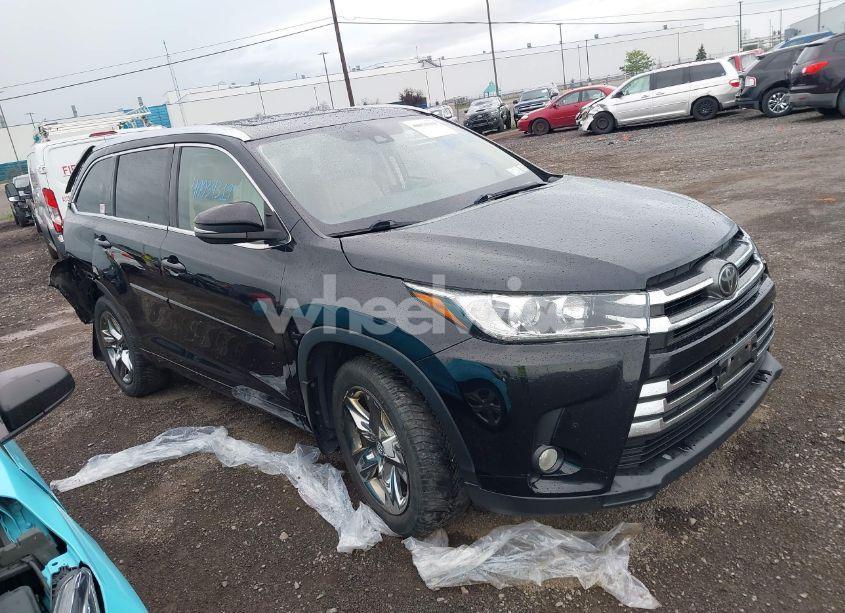 2017 Toyota Highlander LIMITED PLATINUM (VIN 5TDDZRFH4HS389971) main photo
