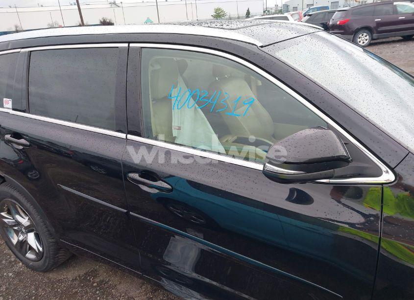 Photo 12 of 2017 Toyota Highlander LIMITED PLATINUM (VIN 5TDDZRFH4HS389971)