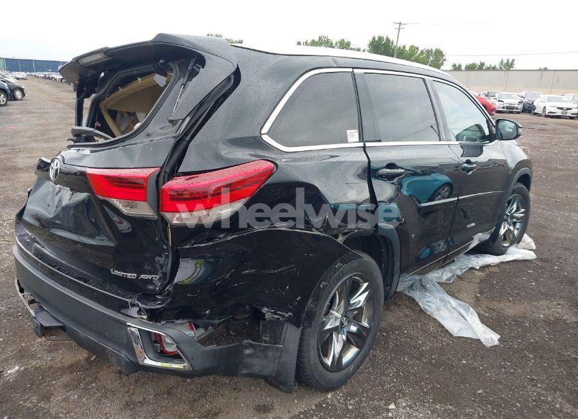 Photo 4 of 2017 Toyota Highlander LIMITED PLATINUM (VIN 5TDDZRFH4HS389971)