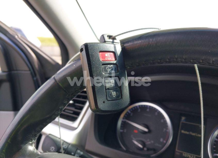 Photo 11 of 2017 Toyota Highlander LIMITED PLATINUM (VIN 5TDDZRFH4HS405960)