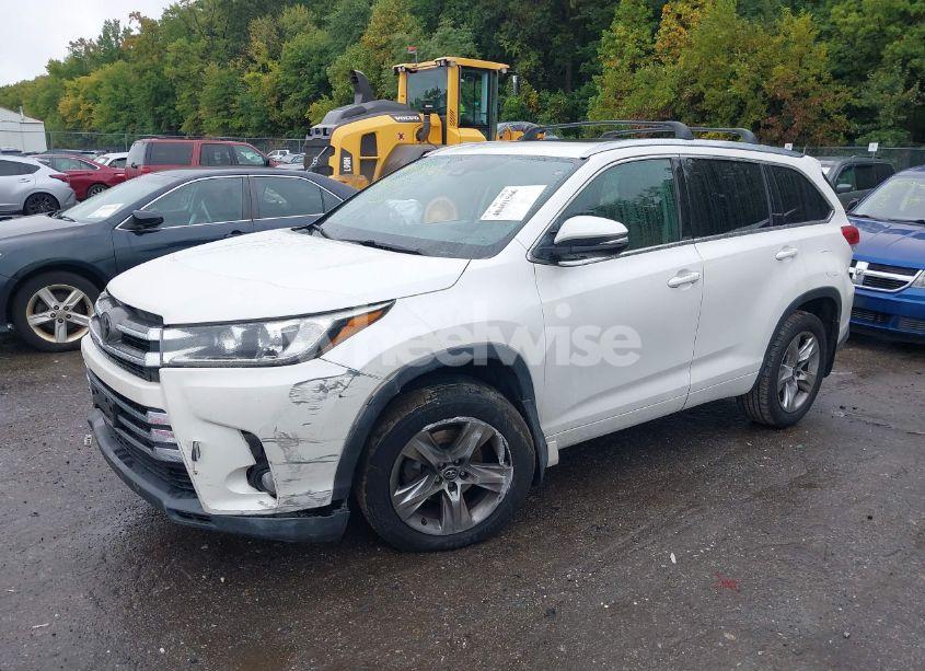 Photo 2 of 2017 Toyota Highlander LIMITED (VIN 5TDDZRFH4HS479170)