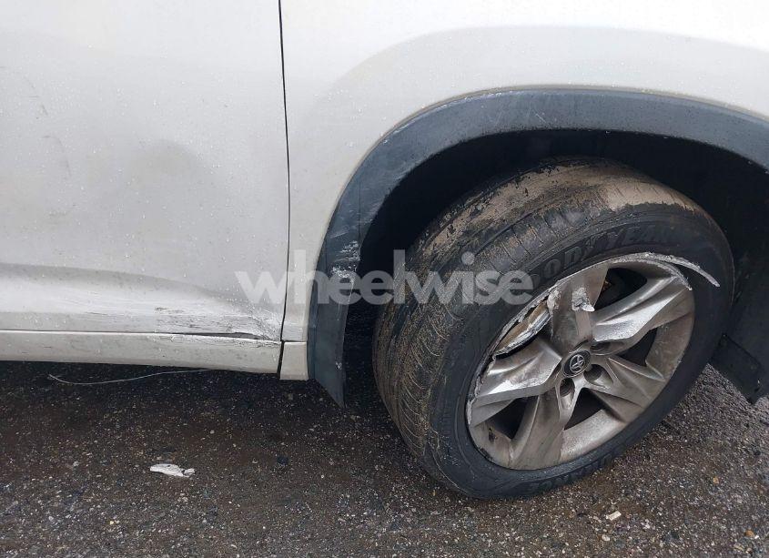 Photo 6 of 2017 Toyota Highlander LIMITED (VIN 5TDDZRFH4HS479170)