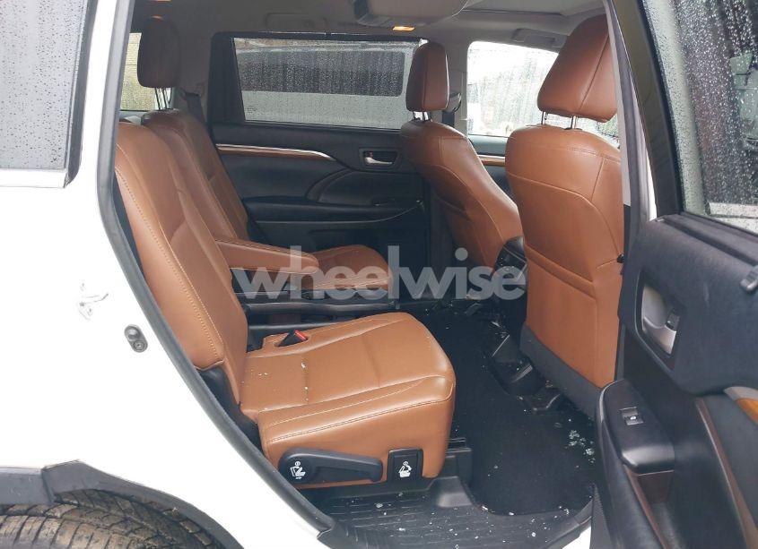 Photo 8 of 2017 Toyota Highlander LIMITED (VIN 5TDDZRFH4HS479170)