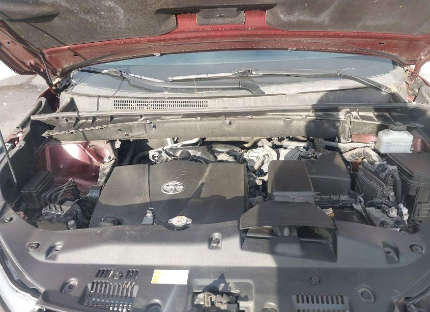 Photo 10 of 2019 Toyota Highlander LIMITED PLATINUM (VIN 5TDDZRFH4KS729076)