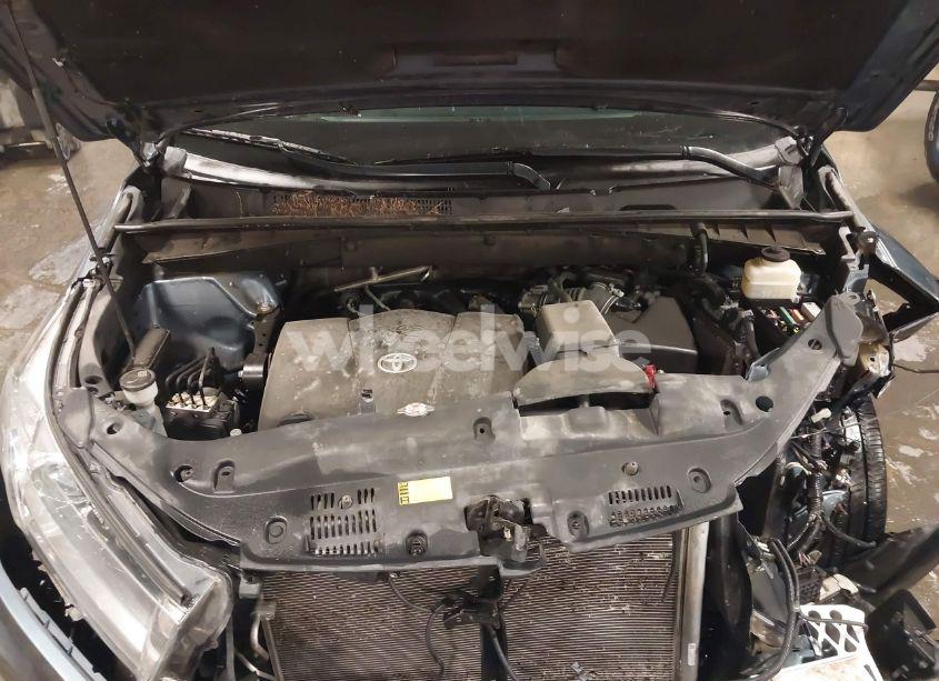 Photo 10 of 2019 Toyota Highlander LIMITED (VIN 5TDDZRFH4KS928984)