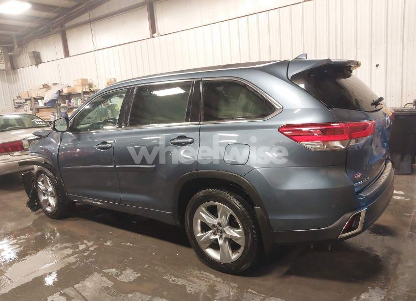 Photo 15 of 2019 Toyota Highlander LIMITED (VIN 5TDDZRFH4KS928984)