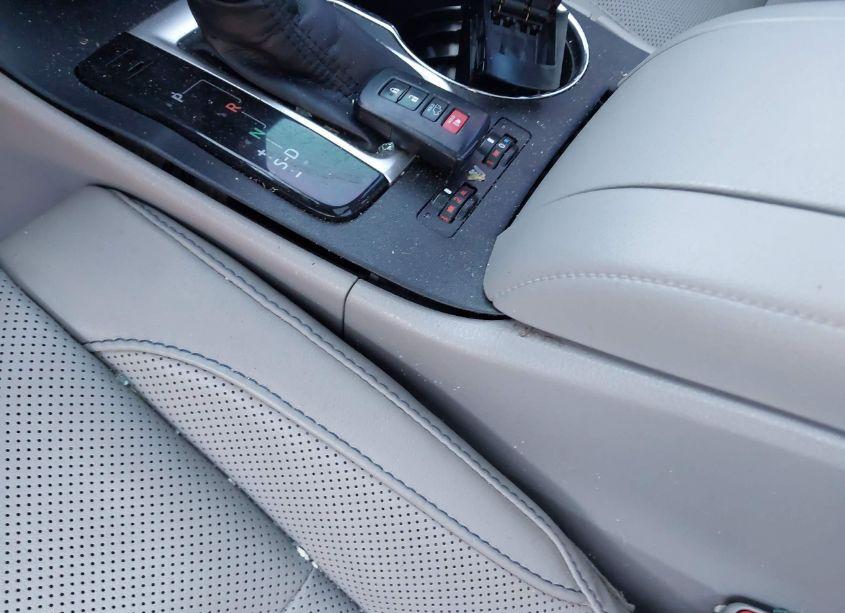 Photo 11 of 2017 Toyota Highlander LIMITED PLATINUM (VIN 5TDDZRFH5HS382740)