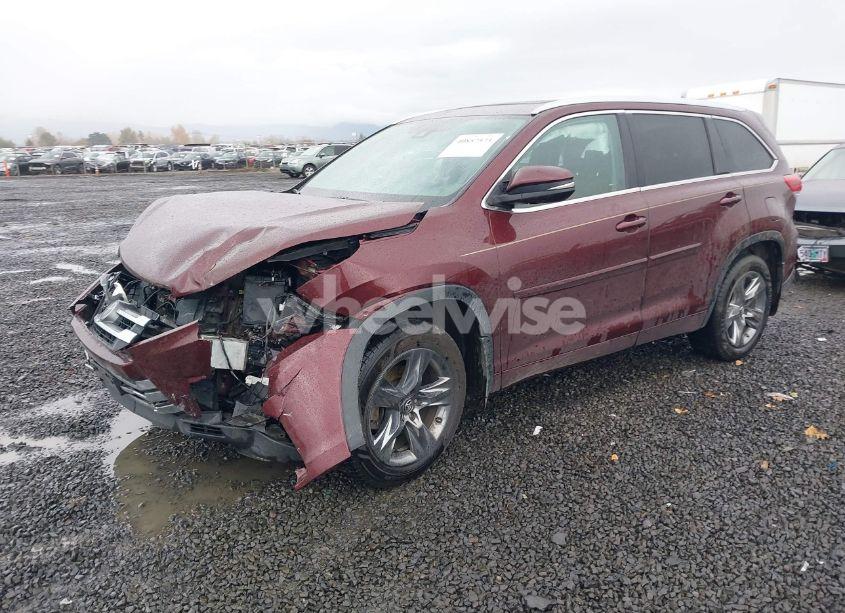 Photo 2 of 2017 Toyota Highlander LIMITED PLATINUM (VIN 5TDDZRFH5HS387131)