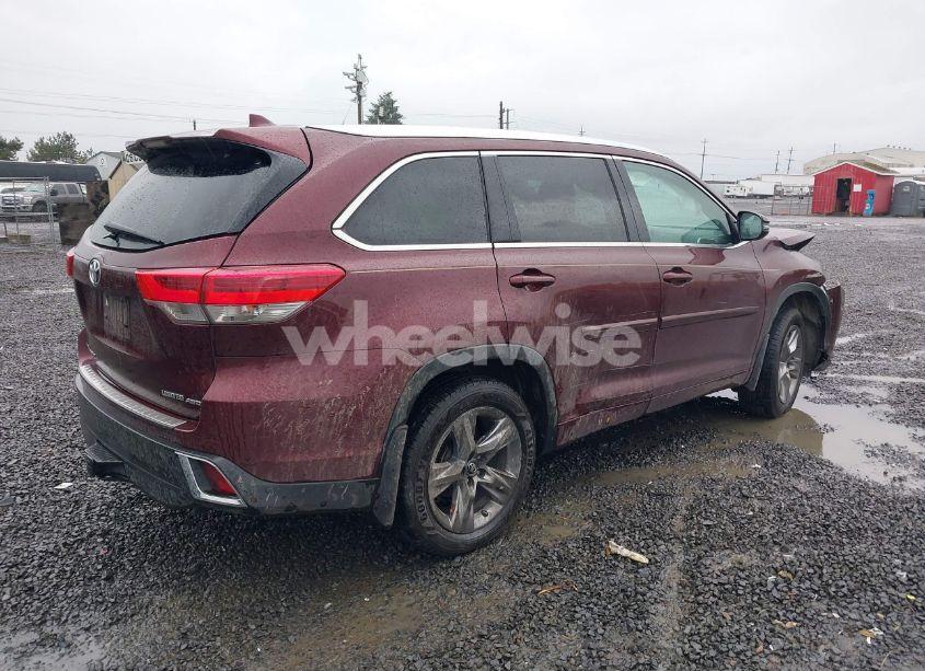 Photo 4 of 2017 Toyota Highlander LIMITED PLATINUM (VIN 5TDDZRFH5HS387131)
