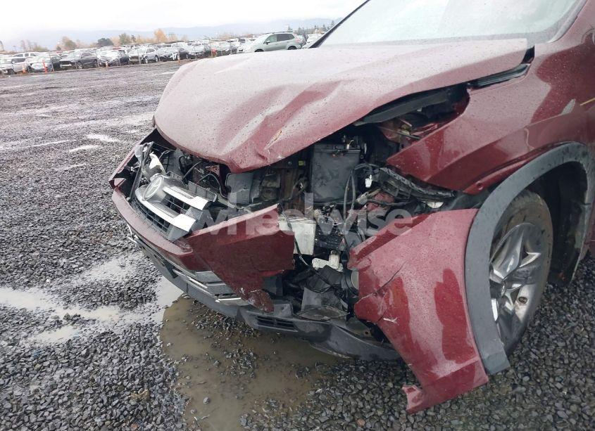 Photo 6 of 2017 Toyota Highlander LIMITED PLATINUM (VIN 5TDDZRFH5HS387131)