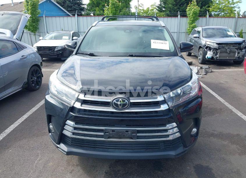 Photo 13 of 2017 Toyota Highlander LIMITED (VIN 5TDDZRFH5HS451698)
