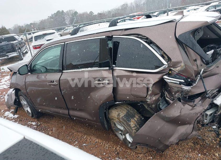 Photo 15 of 2018 Toyota Highlander LIMITED (VIN 5TDDZRFH5JS803250)