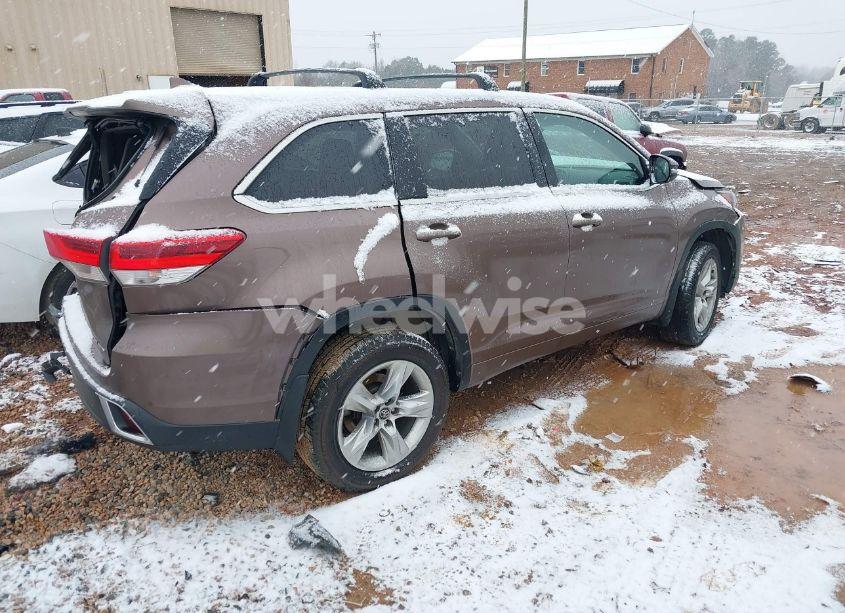 Photo 4 of 2018 Toyota Highlander LIMITED (VIN 5TDDZRFH5JS803250)