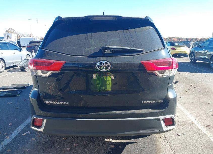 Photo 16 of 2019 Toyota Highlander LIMITED (VIN 5TDDZRFH5KS725148)