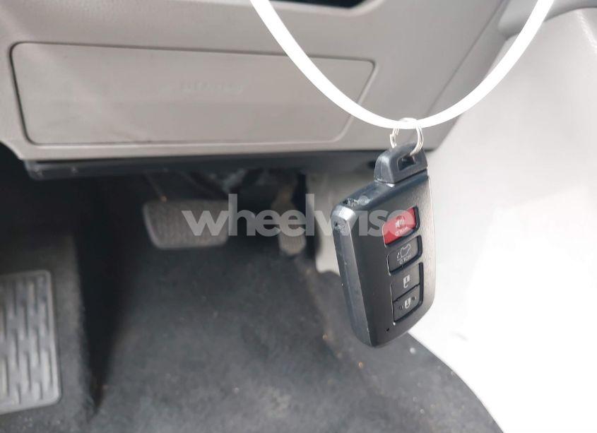 Photo 11 of 2019 Toyota Highlander LIMITED (VIN 5TDDZRFH5KS949343)