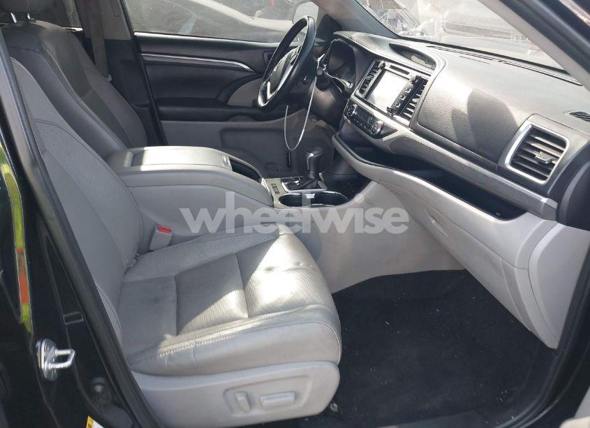 Photo 5 of 2019 Toyota Highlander LIMITED (VIN 5TDDZRFH5KS949343)