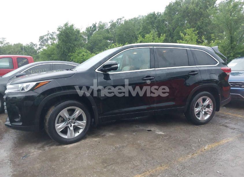 Photo 14 of 2017 Toyota Highlander LIMITED (VIN 5TDDZRFH6HS372427)