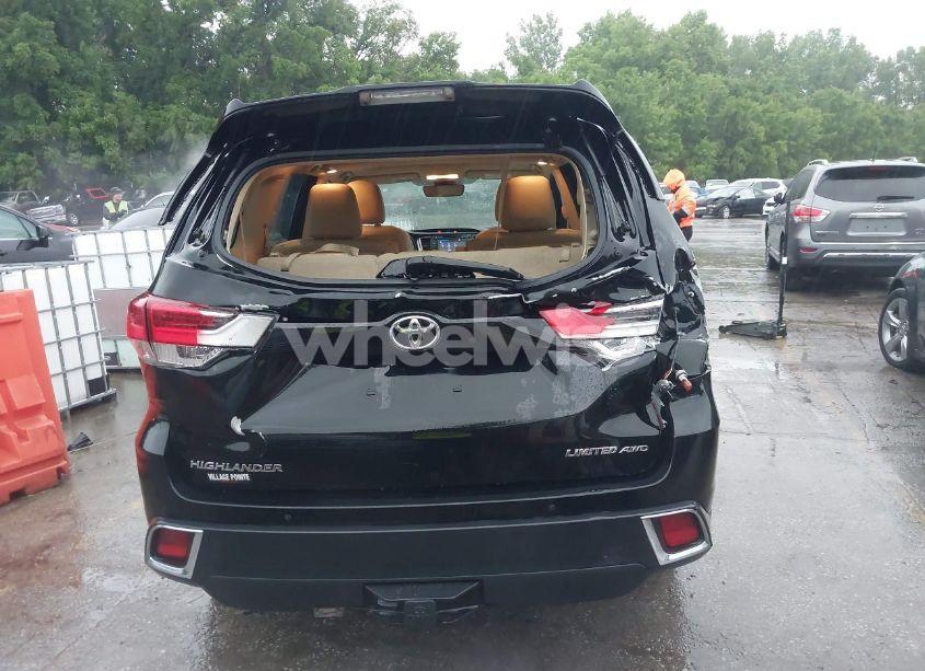 Photo 16 of 2017 Toyota Highlander LIMITED (VIN 5TDDZRFH6HS372427)