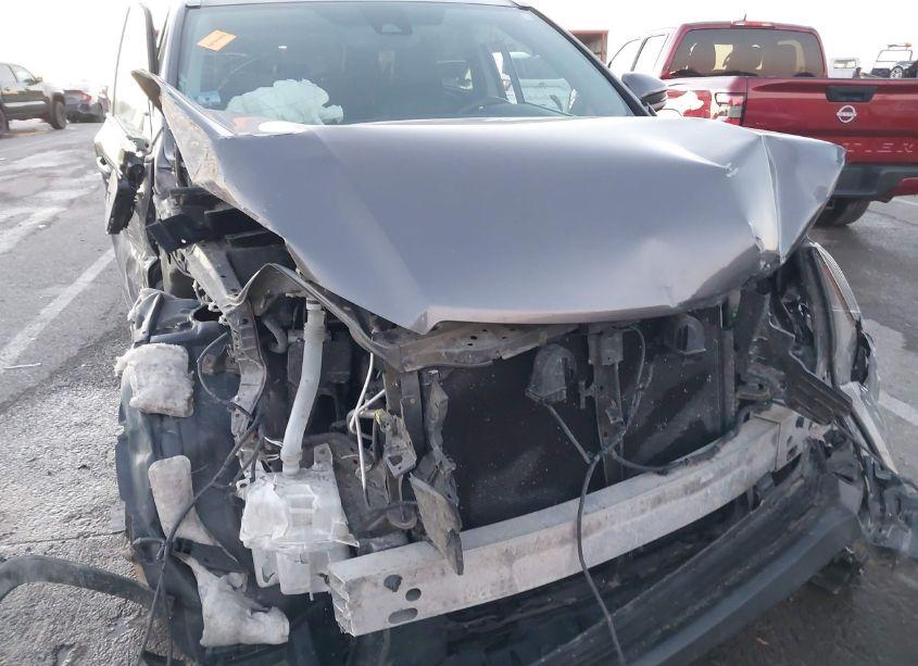 Photo 6 of 2017 Toyota Highlander LIMITED (VIN 5TDDZRFH6HS390443)