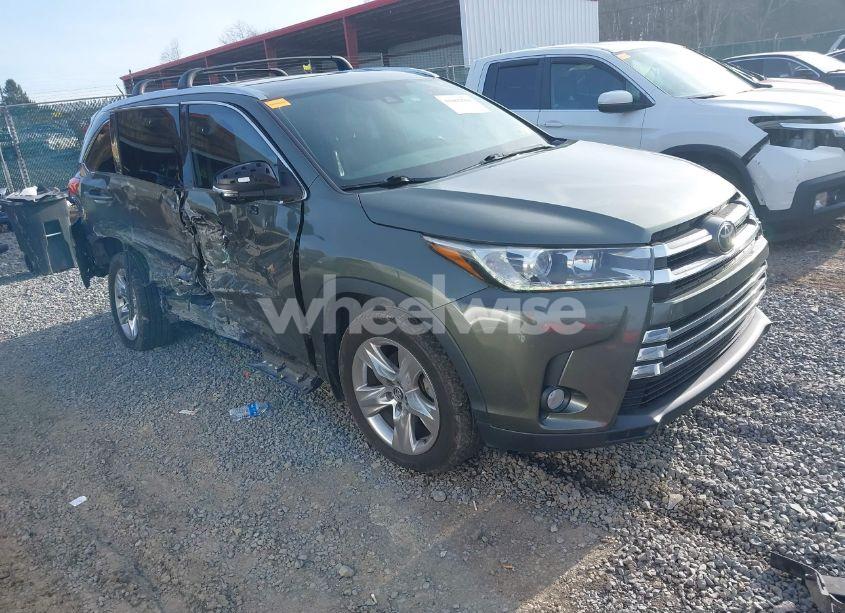 2018 Toyota Highlander LIMITED (VIN 5TDDZRFH6JS824883) main photo