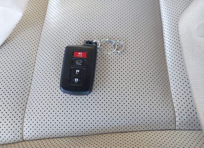 Photo 11 of 2017 Toyota Highlander LIMITED PLATINUM (VIN 5TDDZRFH7HS379242)