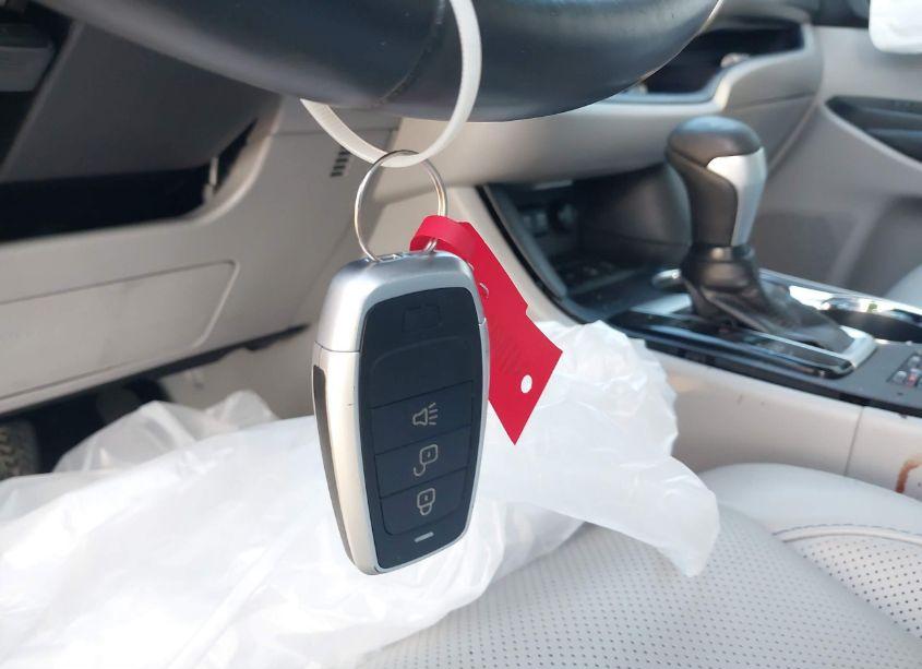 Photo 11 of 2018 Toyota Highlander LIMITED PLATINUM (VIN 5TDDZRFH7JS490525)