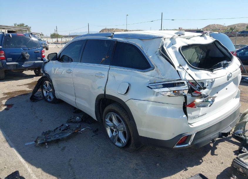 Photo 3 of 2019 Toyota Highlander LIMITED (VIN 5TDDZRFH7KS970825)