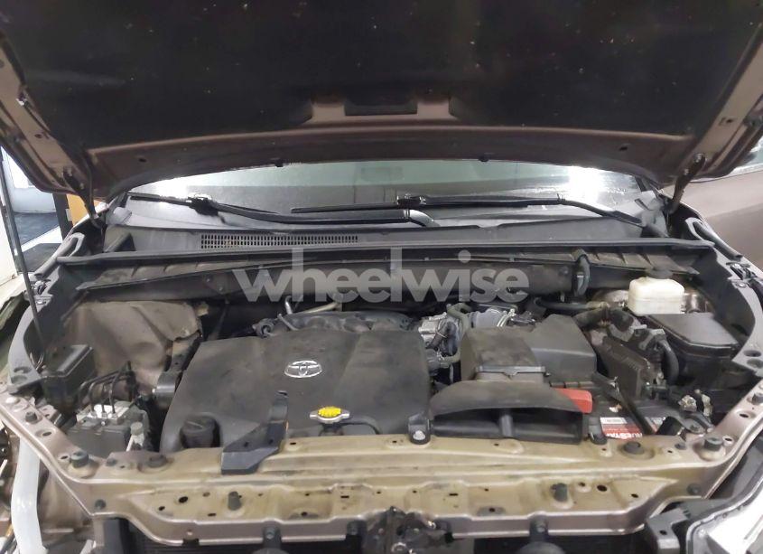 Photo 10 of 2017 Toyota Highlander LIMITED PLATINUM (VIN 5TDDZRFH8HS367469)