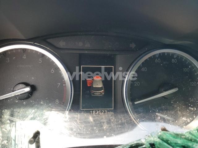 Photo 2 of 2017 TOYOTA HIGHLANDER LIMITED (VIN 5TDDZRFH8HS400888)