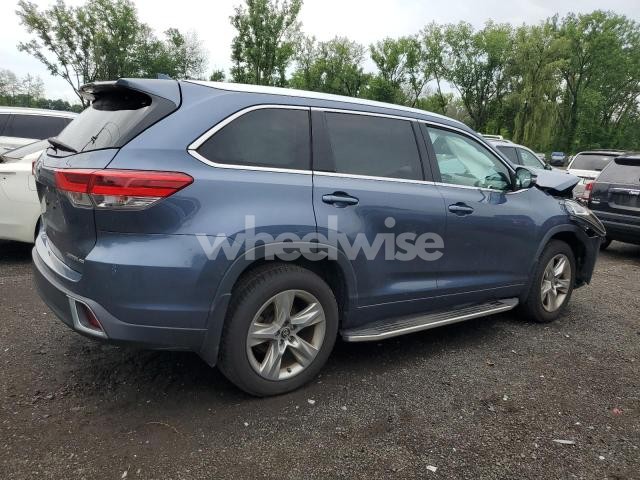 Photo 12 of 2019 TOYOTA HIGHLANDER LIMITED (VIN 5TDDZRFH8KS964788)
