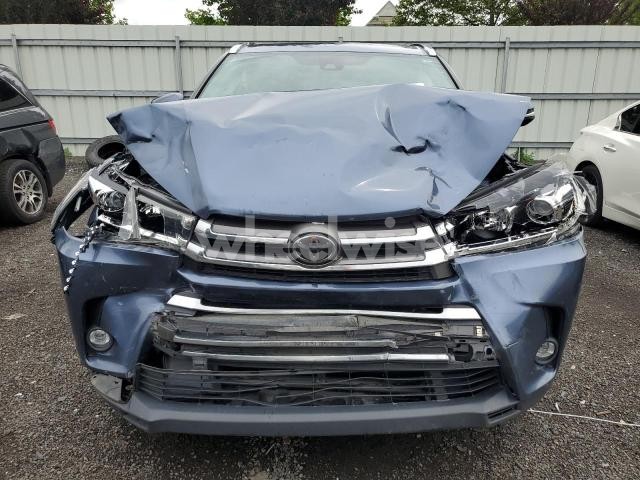 Photo 9 of 2019 TOYOTA HIGHLANDER LIMITED (VIN 5TDDZRFH8KS964788)