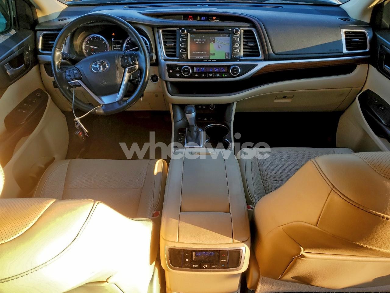 Photo 8 of 2017 TOYOTA HIGHLANDER LIMITED (VIN 5TDDZRFH9HS421846)