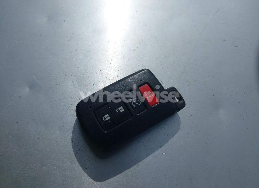 Photo 11 of 2019 Toyota Highlander LIMITED (VIN 5TDDZRFH9KS970129)