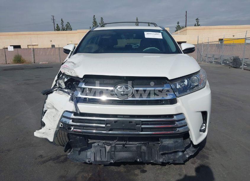 Photo 12 of 2019 Toyota Highlander LIMITED (VIN 5TDDZRFH9KS970129)