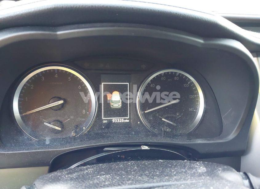 Photo 7 of 2018 Toyota Highlander LIMITED PLATINUM (VIN 5TDDZRFHXJS499168)