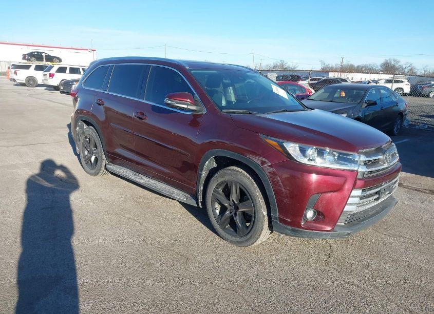 2019 Toyota Highlander LIMITED PLATINUM (VIN 5TDDZRFHXKS941528) main photo