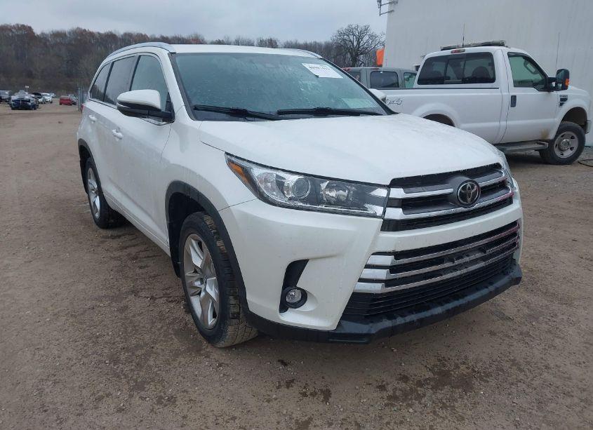 2019 Toyota Highlander LIMITED (VIN 5TDDZRFHXKS948589) main photo