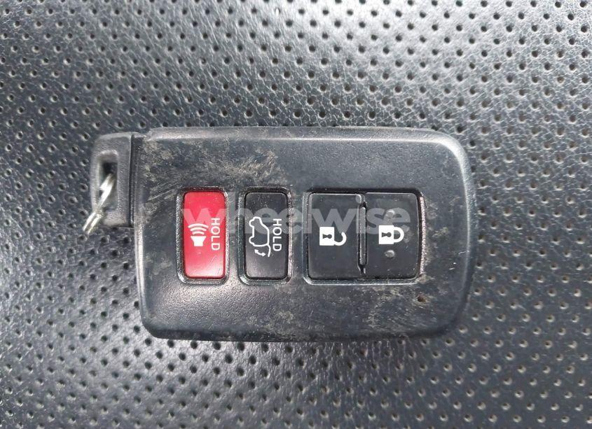 Photo 11 of 2019 Toyota Highlander LIMITED PLATINUM (VIN 5TDDZRFHXKS988526)