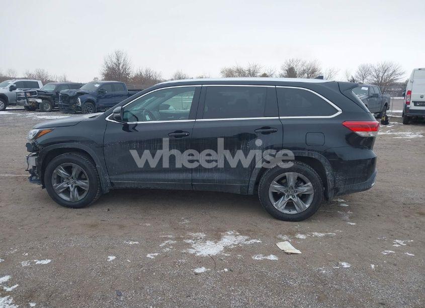 Photo 15 of 2019 Toyota Highlander LIMITED PLATINUM (VIN 5TDDZRFHXKS988526)