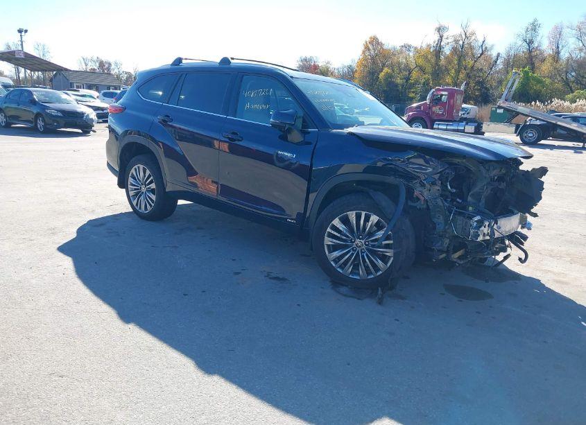 2021 Toyota Highlander HYBRID PLATINUM (VIN 5TDEBRCH1MS015793) main photo