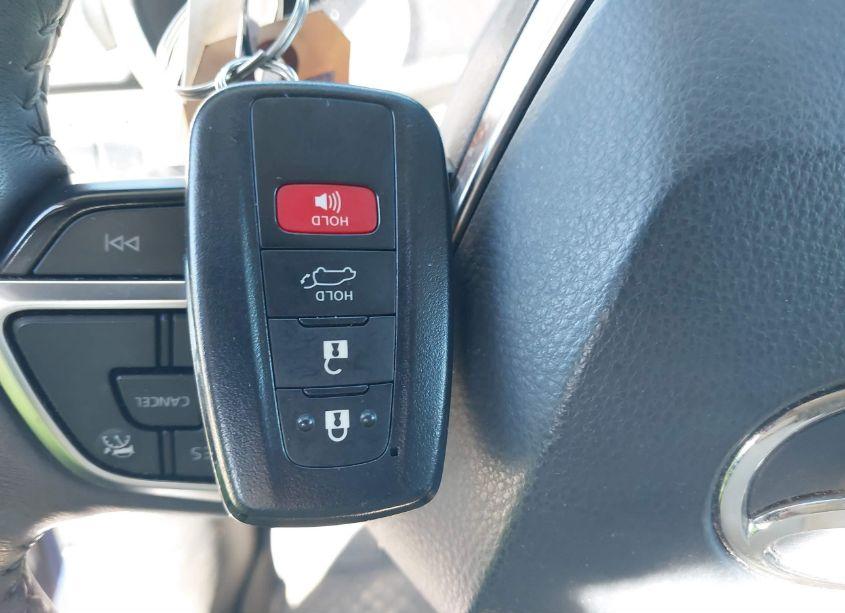 Photo 11 of 2021 Toyota Highlander HYBRID PLATINUM (VIN 5TDEBRCH1MS015793)